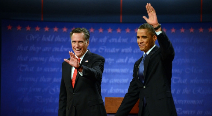 Obama, Romney clash on economy in first debate