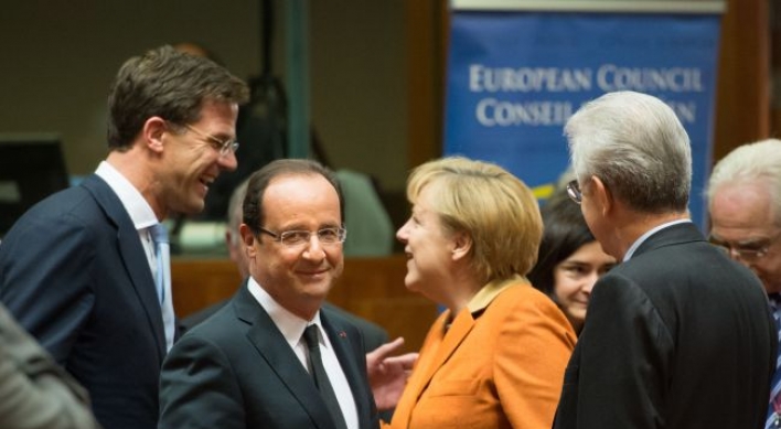 EU leaders agree on bank supervisor