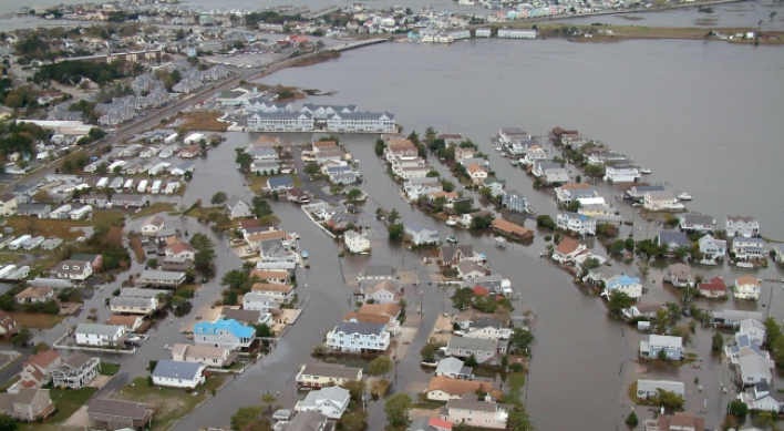 Sandy's death toll climbs; millions without power