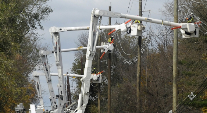 Gas shortages mount after Sandy