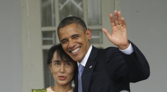 Obama urges more reform in Myanmar