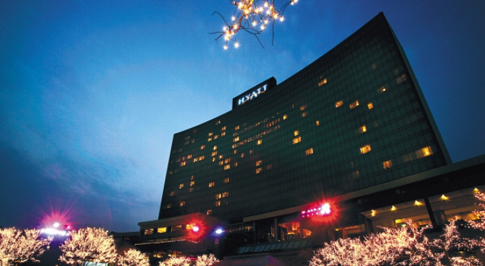 Ice rink at Grand Hyatt Seoul