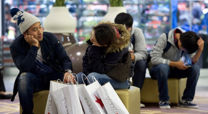 U.S. consumers lifting economy