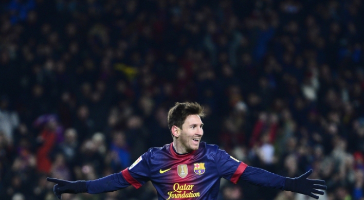 Messi nears goal record