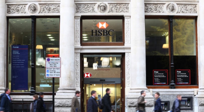 Fitch lowers HSBC rating