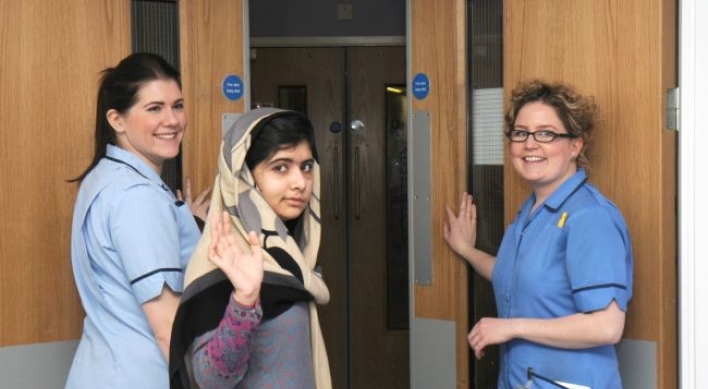 Pakistan’s Malala discharged from British hospital