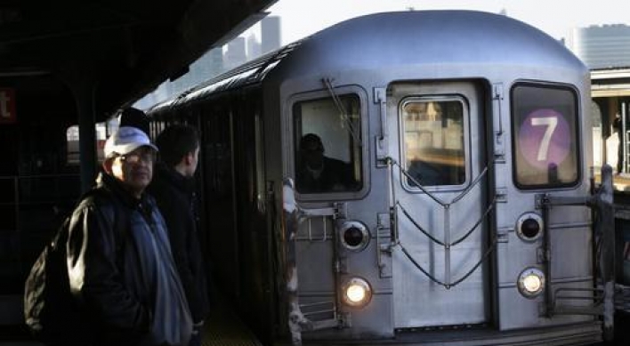 NYC settles lawsuit over subway dancing