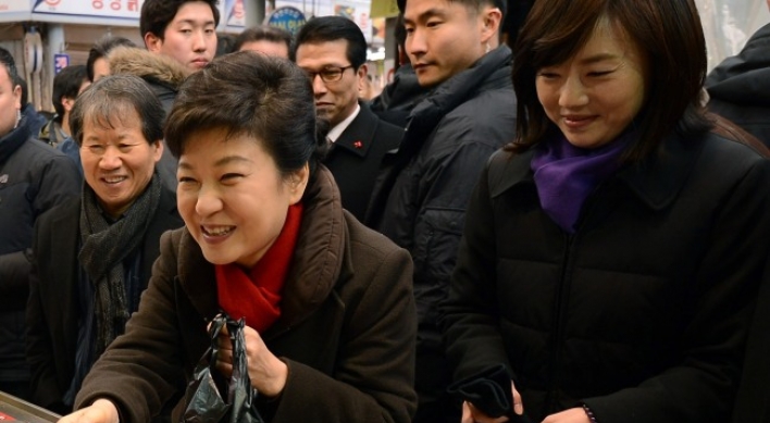 朴당선인 '소통 강화'에 대한 요구 거세져