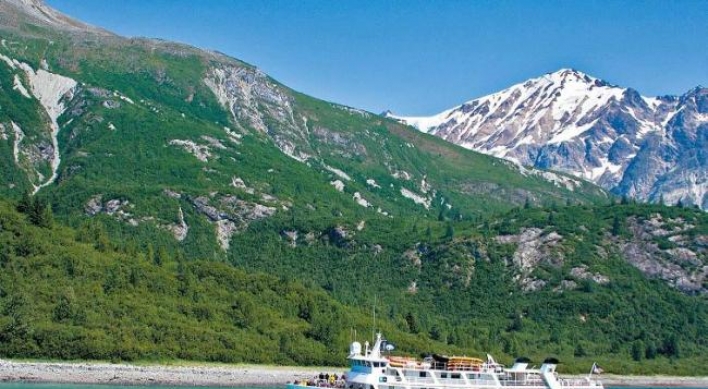 Alaska cruise brings wildlife up close