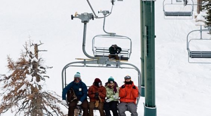 British teen dies in fall from ski lift