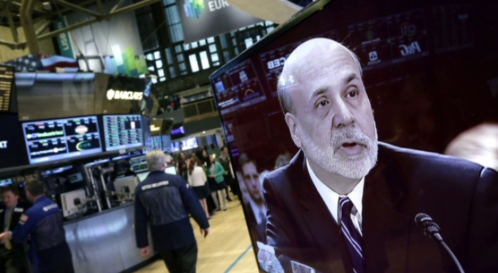 Bernanke: Fed to support low rates