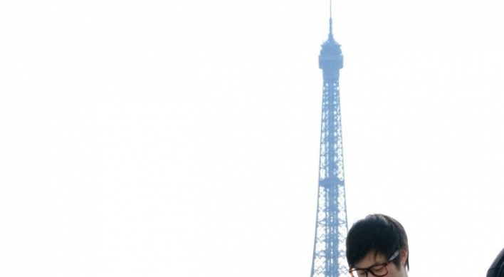 ‘I love Paris’ may be passe for Chinese tourists