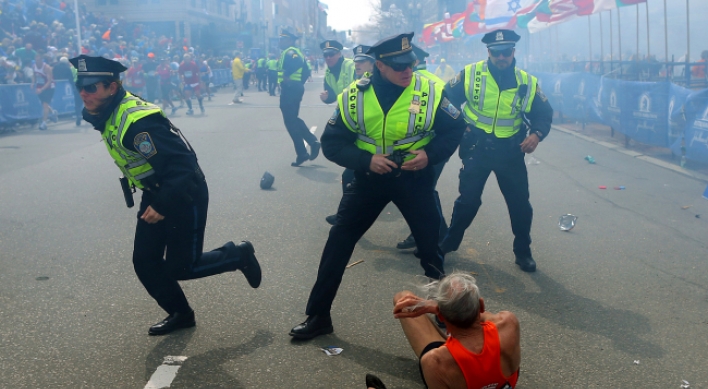 The 78-year-old runner behind the Boston photo