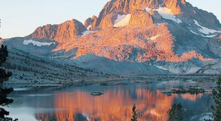 Hard-core hiking on Yosemite backcountry adventure