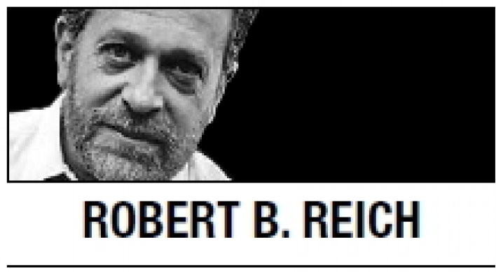 [Robert Reich] Hollowing out of government