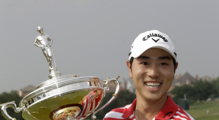 [Newsmaker] Bae third Korean golfer to win on PGA tour