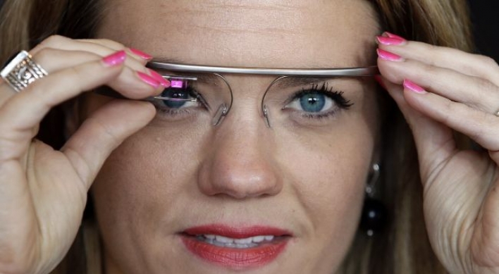 Google nixes face-recognition features in Glass eyewear