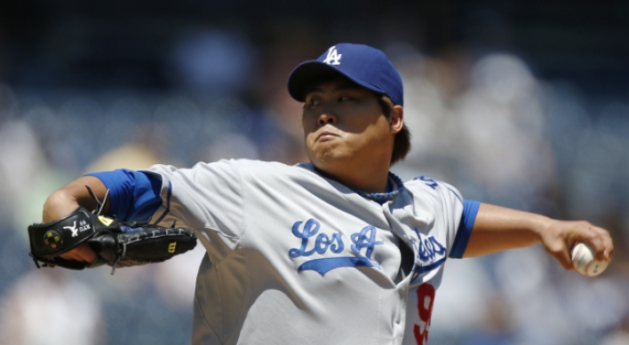 Ryu’s Dodgers fall short as Yankees prevail