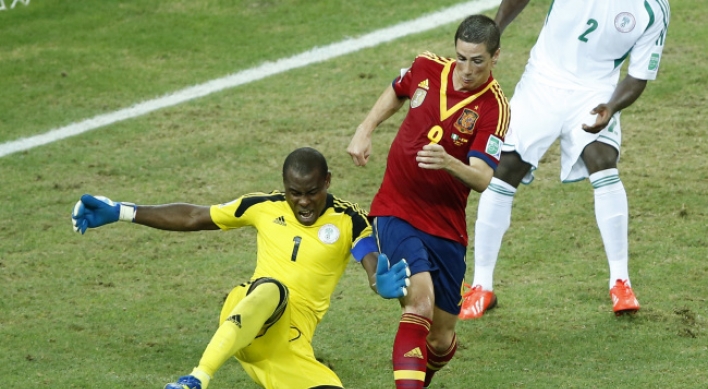 Spain, Uruguay reach Confed Cup semi-finals