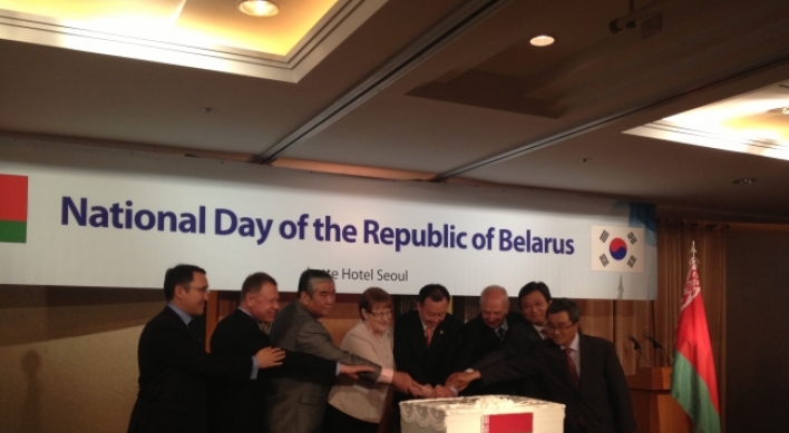 Belarus highlights people-to-people contacts on its National Day