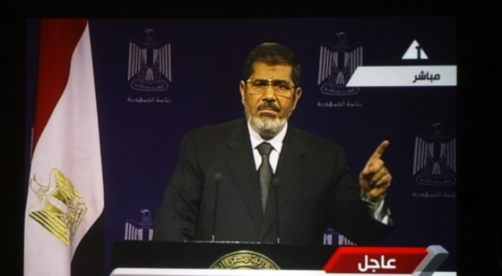 Egyptian military ousts President Morsi