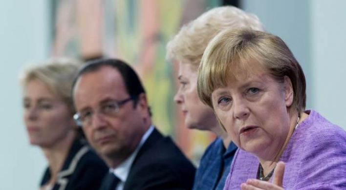 Merkel hosts European youth jobs summit