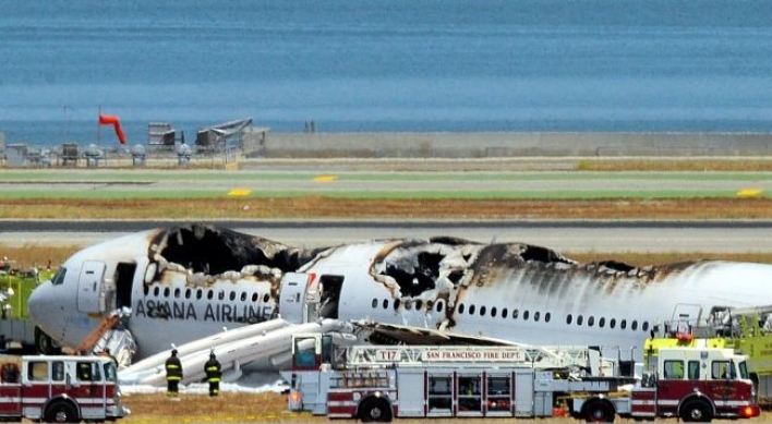 아시아나기 샌프란서 착륙사고…2명 사망