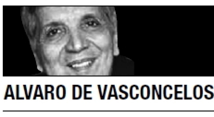 [Alvaro de Vasconcelos] Algeria’s 1992 fate should be avoided in Egypt