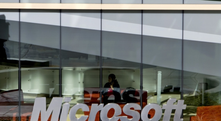 Microsoft presses U.S. on data request disclosures