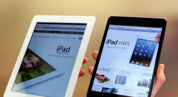 Apple developing iPhones, tablets with bigger screens