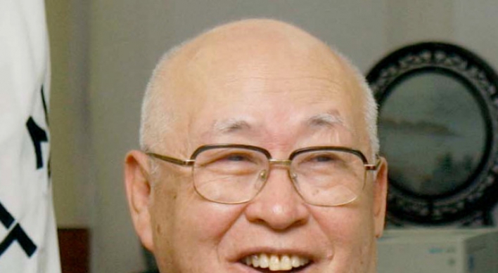 Former Korean Red Cross chief dies