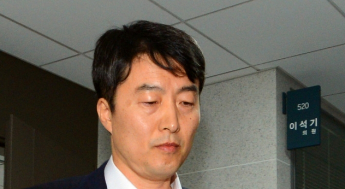 Lee planned ‘speedy war,’ prosecutors say
