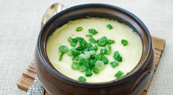 Gyeranjjim (steamed egg casserole)