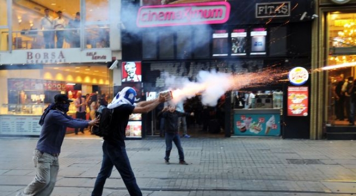 Antigovernment protester dies in Turkey