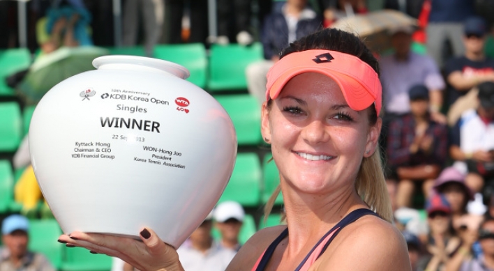 Radwanska defeats Pavlyuchenkova to win Korea Open