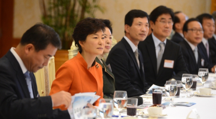 Unease builds over Park’s ‘unilateralism’