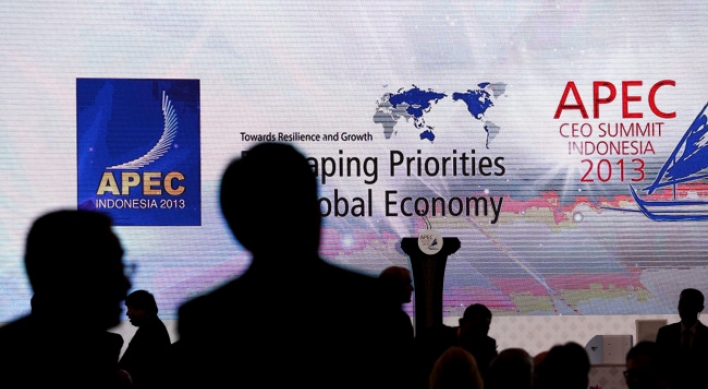 With Obama out, other leaders take APEC main stage