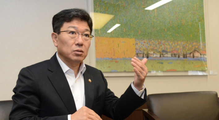 Korean energy minister seeks to promote oil hub plan during WEC 2013