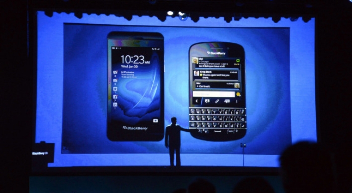 BlackBerry abandons sale, CEO quits