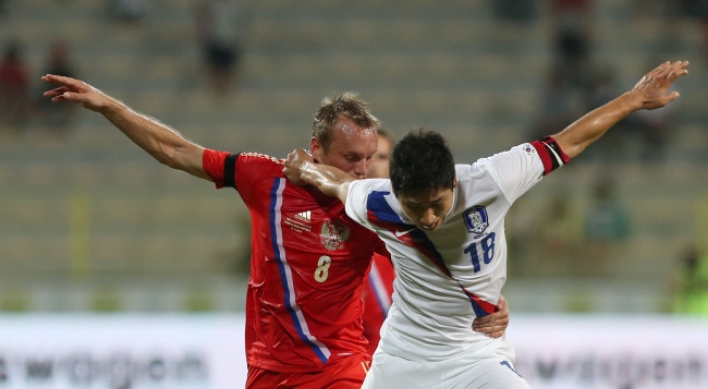 S.Korea falls to Russia in final football friendly of 2013