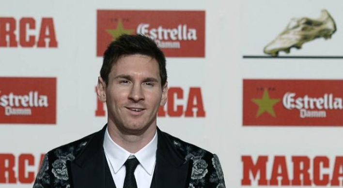 Messi receives Golden Boot