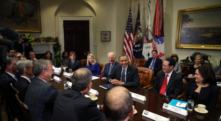 Obama meets with tech executives