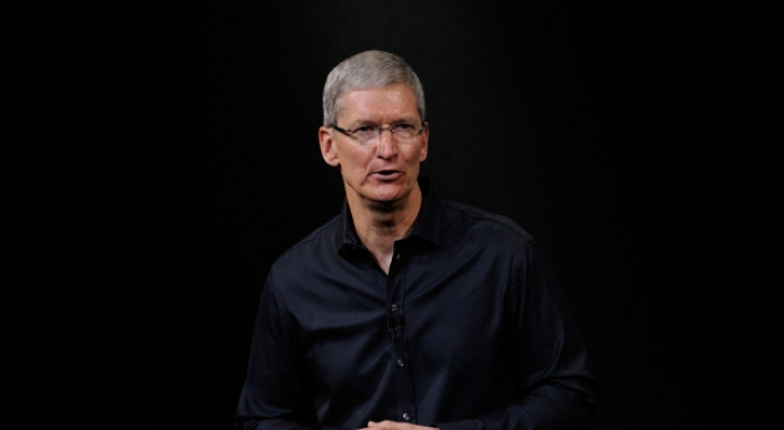 Apple CEO’s pay rises to $4.3 million