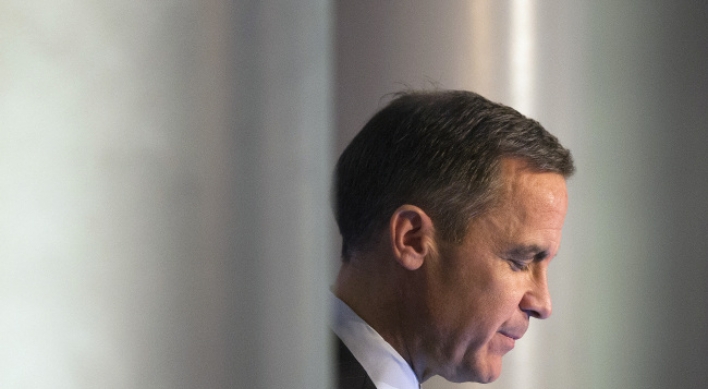 BOE’s Carney seen raising rates before Yellen and Draghi