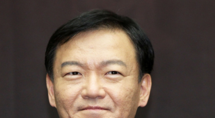 Ex-KBS newscaster named new presidential spokesman