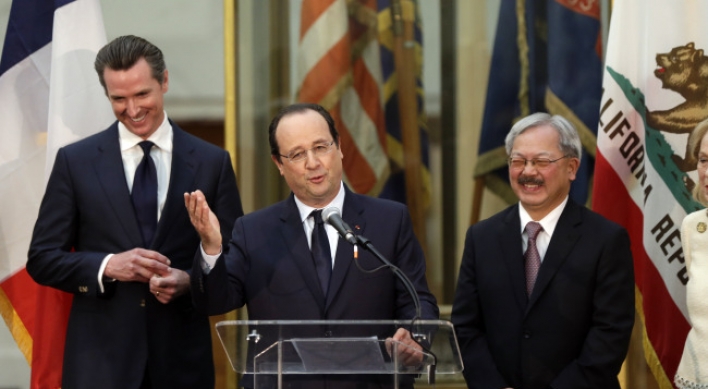 Hollande in California for tech talks