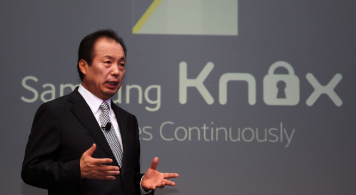 Samsung pins high hopes on Galaxy S5, wearables