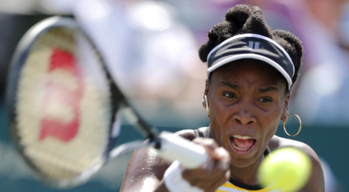 Venus Williams ousted at Family Circle Cup