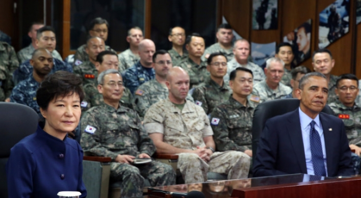 Park, Obama pay joint visit to Combined Forces Command