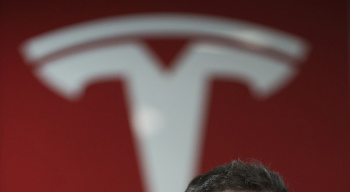 Tesla pays CEO Musk $70,000 following $78 million year